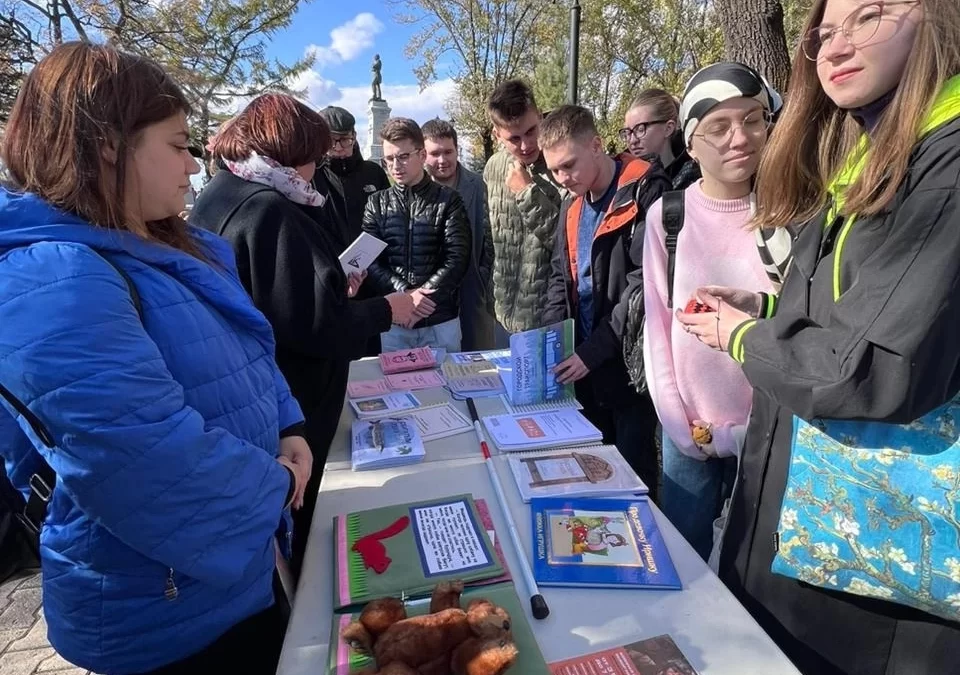 Выставка-литературы-в-специализированных-форматах.